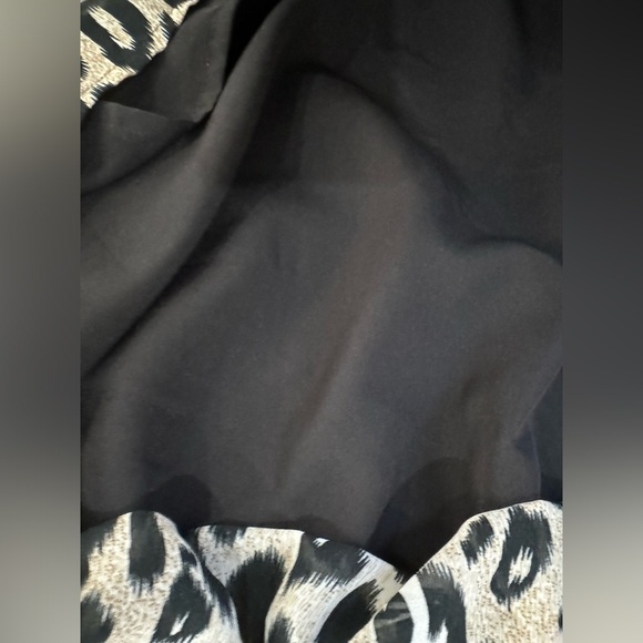 Boston Proper Smocked Embellished Off Shoulder Leopard Dress Size S - Picture 7 of 7